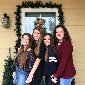 Meet your Posher, Parker